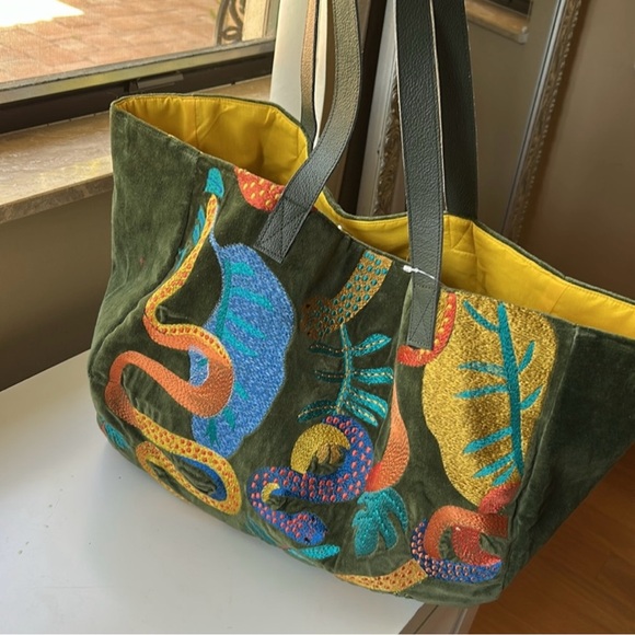 Brand New Anthropologie Snake Embroidered Tote Bag - Picture 7 of 9